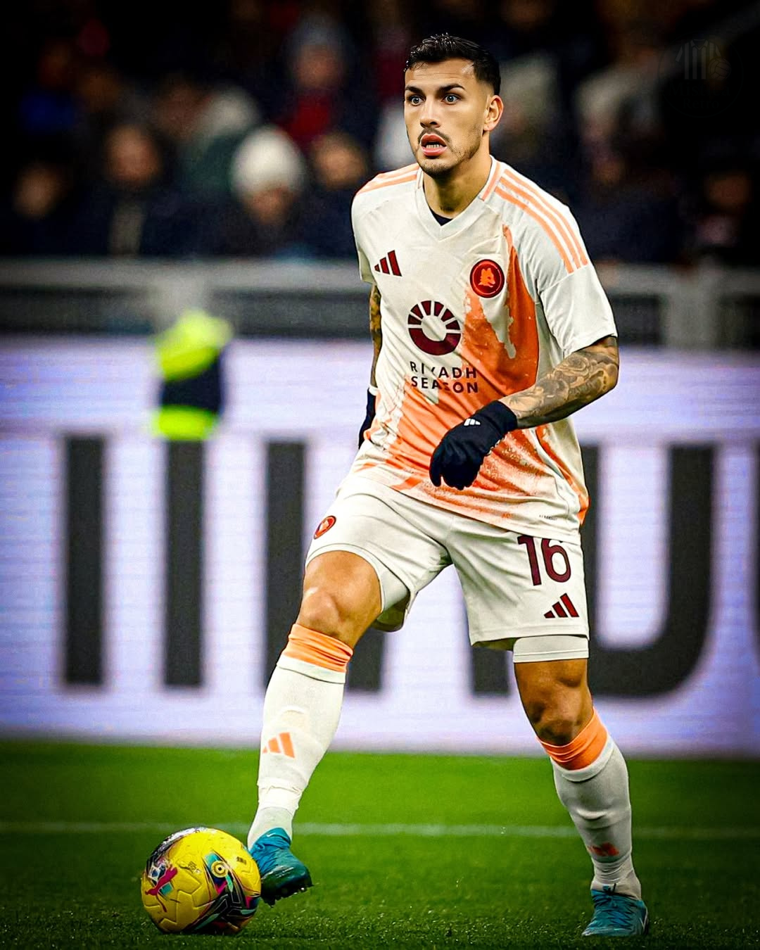 Roma suplente 24/25 - Leandro Paredes
