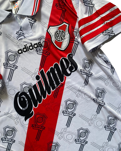 River titular 1996 Nº 10